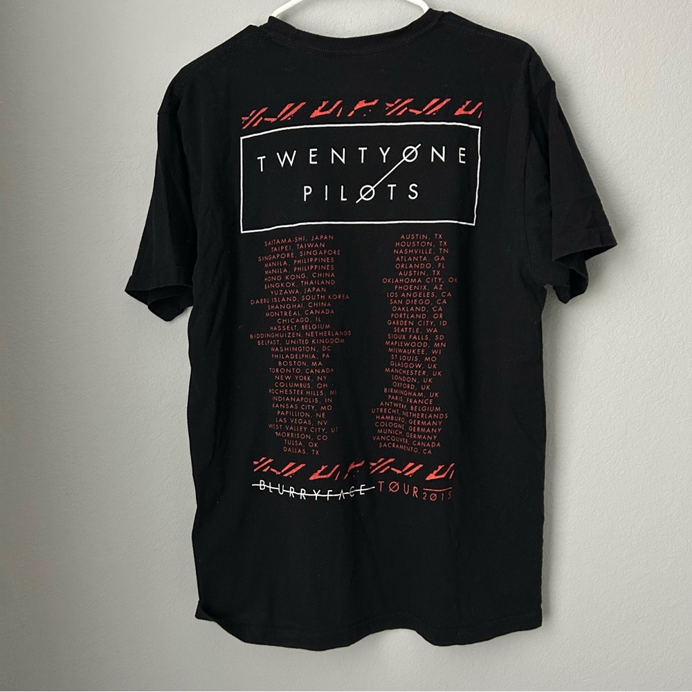 21 Pilots Blurry Face 2015 Tour Merch Black Graphic T-Shirt - Picture 4 of 5